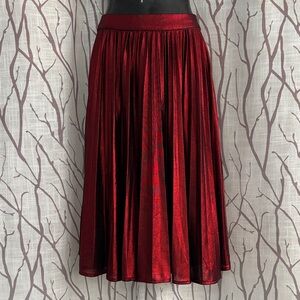 ✨NWT✨: Chic Burgundy “Valija” A-Line Skirt